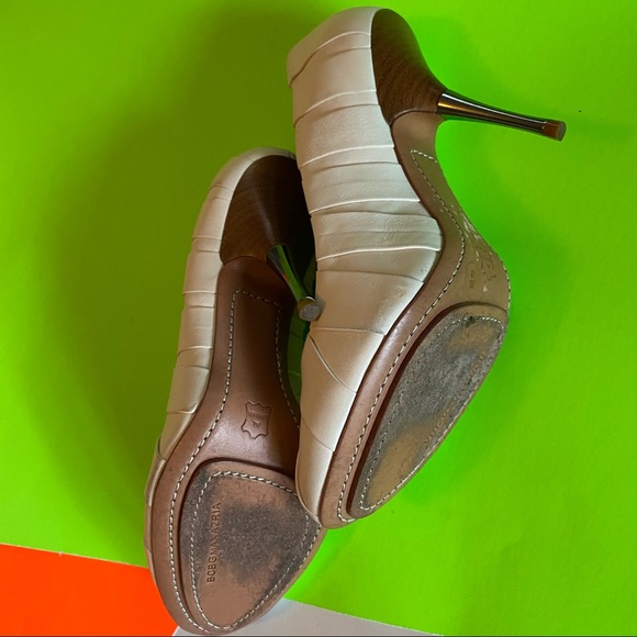 BCBG Max Azria bumps - Picture 2 of 7